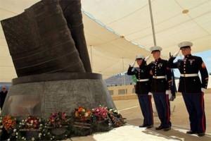israel-memorial-marines-salute